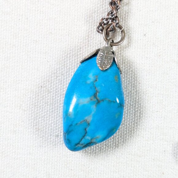 Turquoise stone necklace - Picture 5 of 6